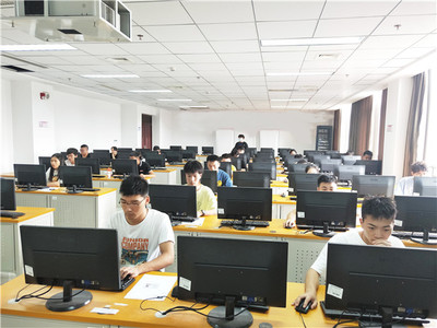 1+X Web前端開發職業技能等級證書中級考試順利舉行，助力計算機網絡開發與服務人才培養